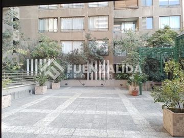 Departamento en Venta en Metro Baquedano