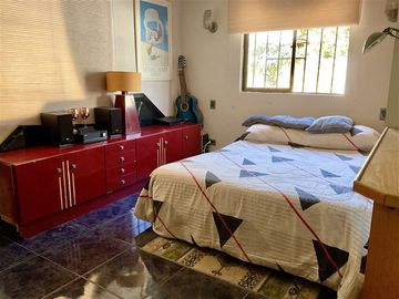 Casa en Venta en Av. Alcalde Fernando Castillo Velasco / Los Litres