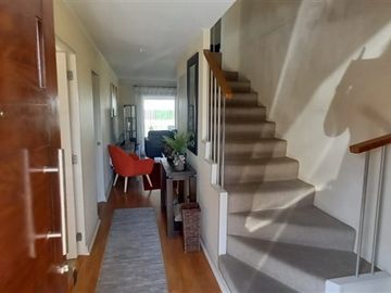 Casa en Venta en QUEBRADA DE MACUL/CONSISTORIAL