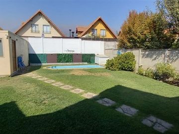 Casa en Venta en QUEBRADA DE MACUL/CONSISTORIAL