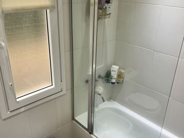 CASA  3 AMB. VENTA CON GALERIA PARRILLA Y PISCINA