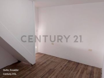 TERRENO CON CASA DE VENTA EN LA MENA2, SUR DE QUITO