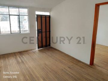 TERRENO CON CASA DE VENTA EN LA MENA2, SUR DE QUITO