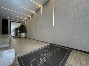 Departamento un dormitorio frente en venta Centro Rosario