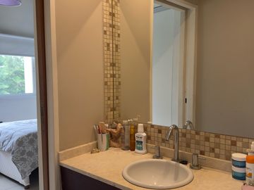 Casa en  venta - 5 ambientes-Pileta-Ingeniero Maschwitz-Escobar-Apto Credito-Permuta menor valor