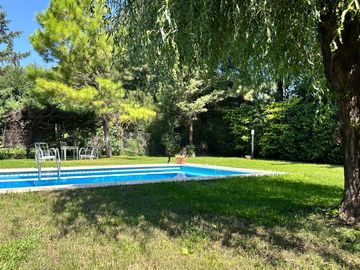 Casa en  venta - 5 ambientes-Pileta-Ingeniero Maschwitz-Escobar-Apto Credito-Permuta menor valor