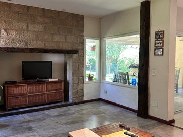 Casa en  venta - 5 ambientes-Pileta-Ingeniero Maschwitz-Escobar-Apto Credito-Permuta menor valor