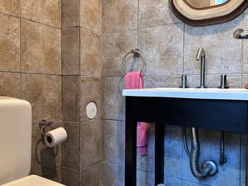 Casa en  venta - 5 ambientes-Pileta-Ingeniero Maschwitz-Escobar-Apto Credito-Permuta menor valor