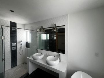 Venta Casa En Sayavedra Puerta de Nothingham.