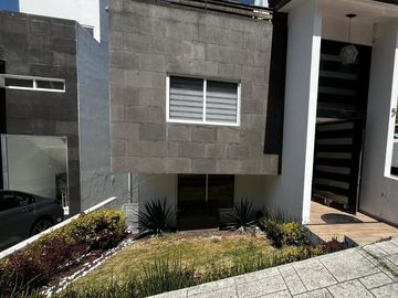 Venta Casa En Sayavedra Puerta de Nothingham.