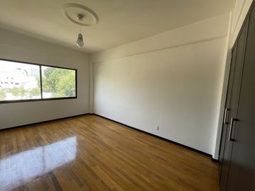 Departamento en venta totalmente remodelado con excelentes espacios