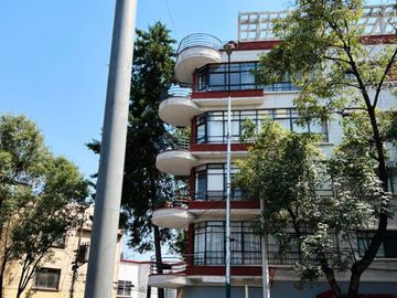 Departamento en venta totalmente remodelado con excelentes espacios