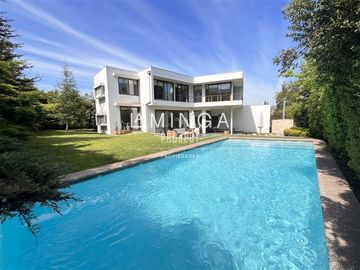 Casa en Venta en Piedra Roja