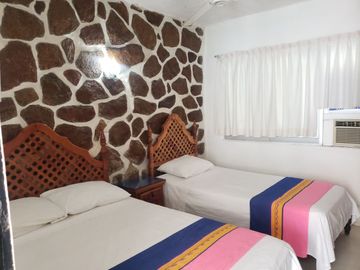 ACAPULCO DORADO PROPIEDAD CON DIEZ RECÁMARAS VIVE EMPRENDE INVIERTE