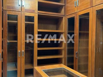 CASA EN VENTA CON VISTA A LA LAGUNA - (3)