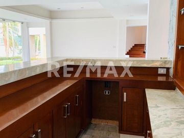CASA EN VENTA CON VISTA A LA LAGUNA - (3)