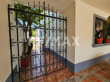 CASA EN VENTA - (3)