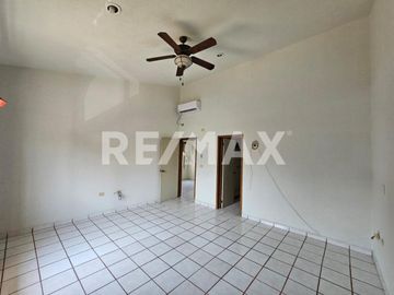 CASA EN VENTA - (3)