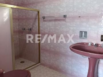 CASA EN VENTA - (3)