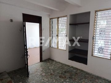 CASA EN VENTA - (3)