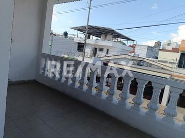 CASA EN VENTA - (3)