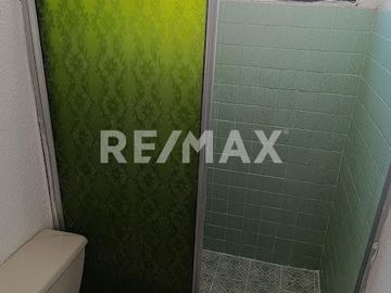 CASA EN VENTA - (3)