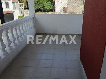 CASA EN VENTA - (3)