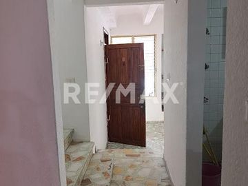 CASA EN VENTA - (3)