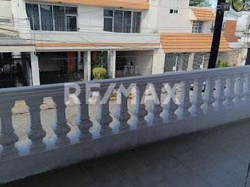 CASA EN VENTA - (3)