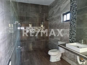 CASA EN VENTA - (3)