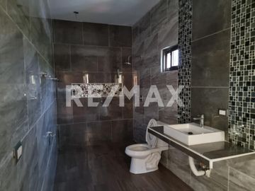 CASA EN VENTA - (3)