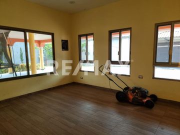 CASA EN VENTA - (3)