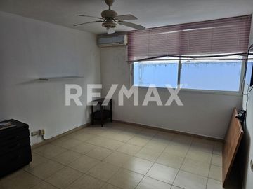 CASA EN VENTA  - (3)