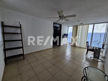 CASA EN VENTA  - (3)