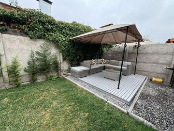 VENDEMOS HERMOSA CASA EN CONDOMINIO HUERTOS DE BUIN II - A PASOS DE METROTREN BUIN