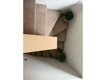 VENDEMOS HERMOSA CASA EN CONDOMINIO HUERTOS DE BUIN II - A PASOS DE METROTREN BUIN