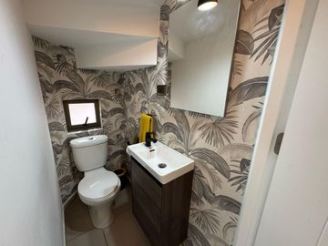VENDEMOS HERMOSA CASA EN CONDOMINIO HUERTOS DE BUIN II - A PASOS DE METROTREN BUIN