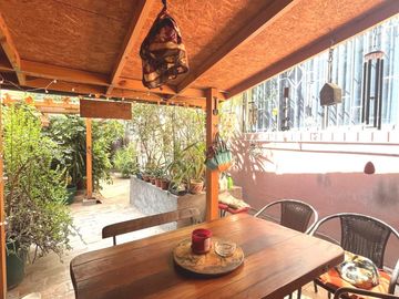 UF 5.150 Depto CON JARDÍN PRIVADO! En primer piso  1D+2B. Barrio Lastarria