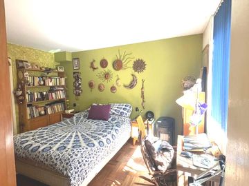 UF 5.150 Depto CON JARDÍN PRIVADO! En primer piso  1D+2B. Barrio Lastarria