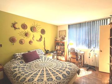 UF 5.150 Depto CON JARDÍN PRIVADO! En primer piso  1D+2B. Barrio Lastarria