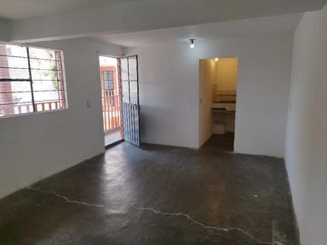 La Aurora Nezahualcóyotl, venta de casa para remodelar