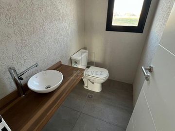 Casa a estrenar en venta, Barrio Puertos, Escobar, G.B.A. Zona Norte
