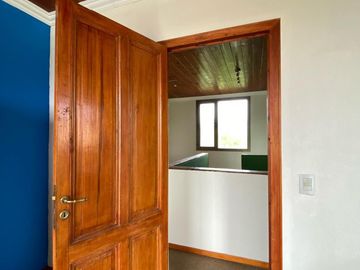 Casa en venta - 3 Dormitorios 4 Baños - Cochera - 1.000Mts2 - Escobar