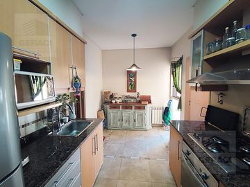 Semipiso de 4 ambientes - De Categoría - en Caballito