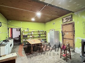 CASA COMERCIAL FRENTE A PLAZA DE VICUÑA