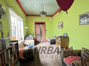 CASA COMERCIAL FRENTE A PLAZA DE VICUÑA