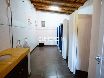 Finca con 10 cabañas en Cuadro Benegas - calle El Moro