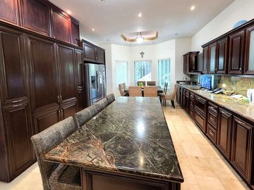 Casa en Venta en Colinas de San Angel en San Pedro Garza García, N. L.