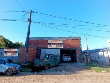 Galpón en  Venta