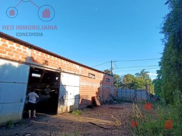 Galpón en  Venta